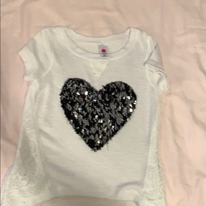 I am selling a shirt